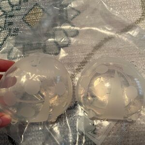 Haakaa Ladybug Milk Collectors